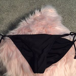 No Boundaries swim bottoms